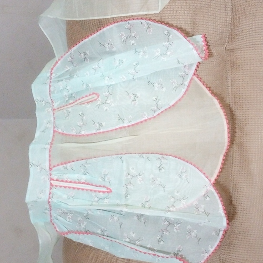Vintage 50s blue floral romantic sheer half apron